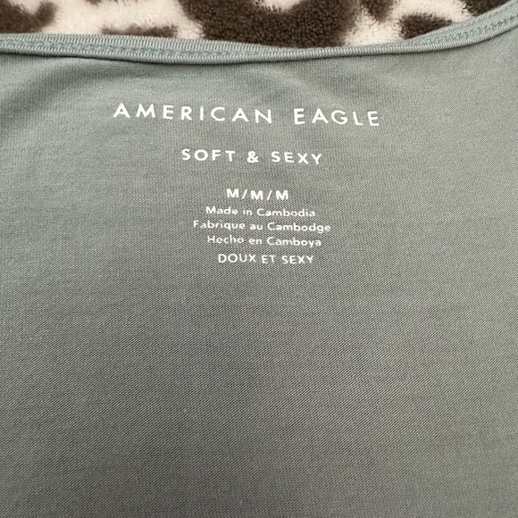 American Eagle Soft & Sexy Button Front Tie Knot T-Shirt in Washed Green Gray M - Picture 10 of 15